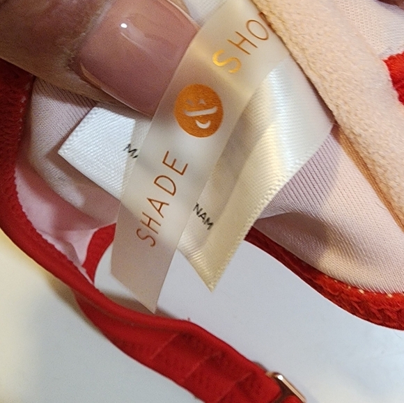 SHADE & SHORE Red Halter Bikini Top Size 36B - Picture 7 of 11